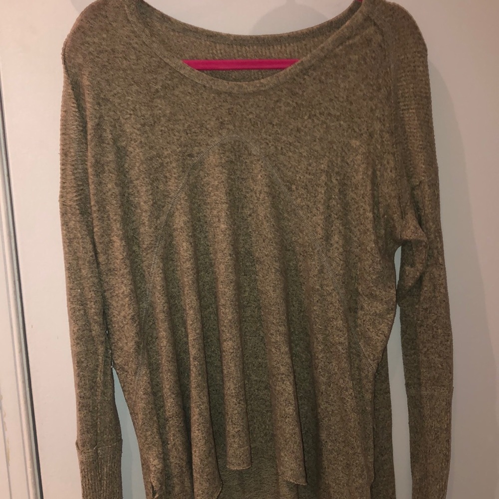 Flowy Top